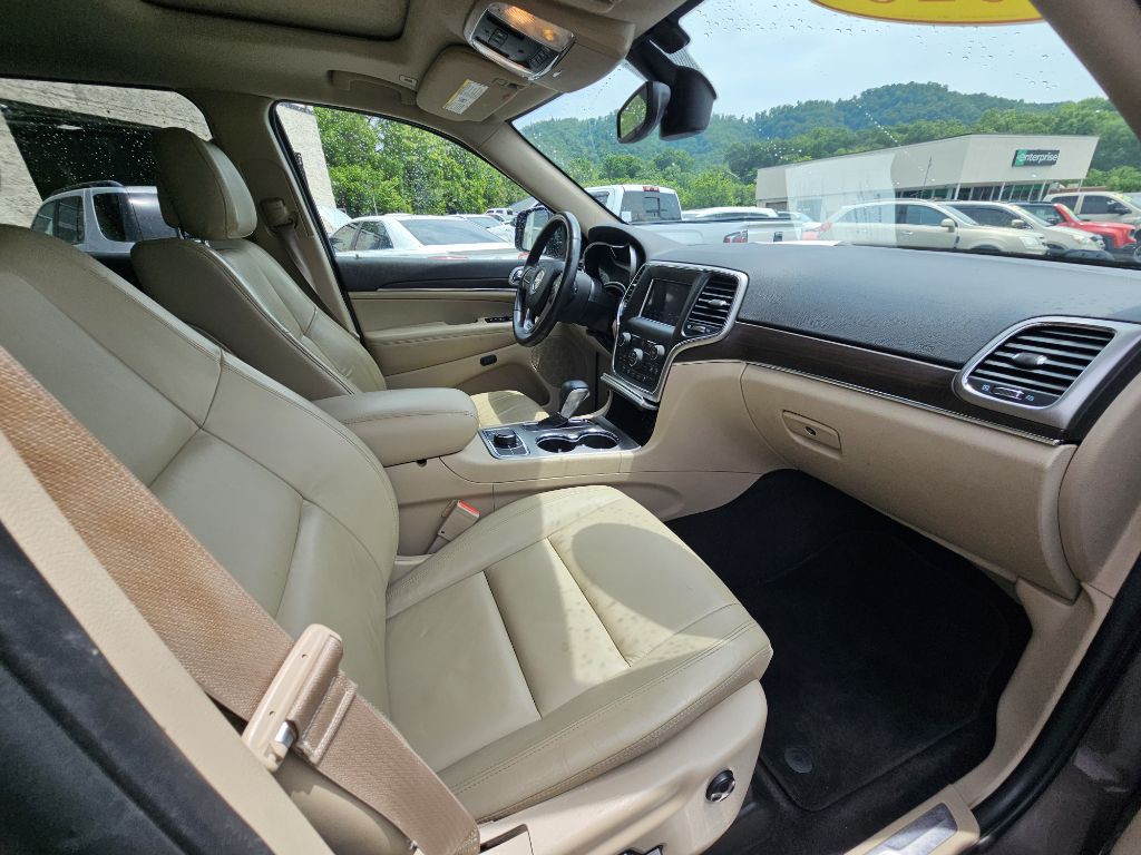 2018 Jeep Grand Cherokee Image 9