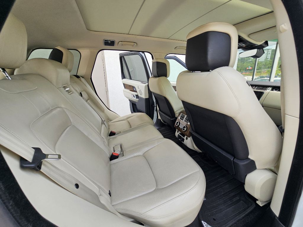 2019 Land Rover Range Rover Image 12