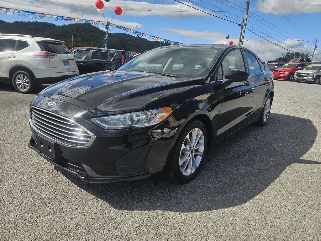 2020 Ford Fusion Image 1