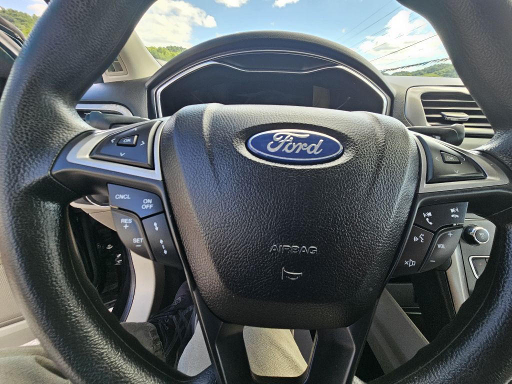 2020 Ford Fusion Image 15
