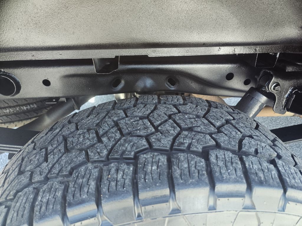 2005 Ford F-150 Image 12