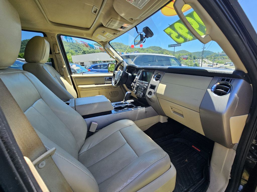 2017 Ford Expedition Image 8
