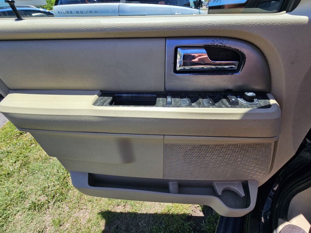 2017 Ford Expedition Image 12