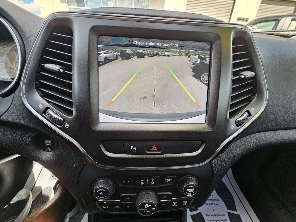 2019 Jeep Cherokee Image 12