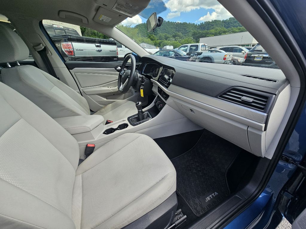 2019 Volkswagen Jetta Image 9