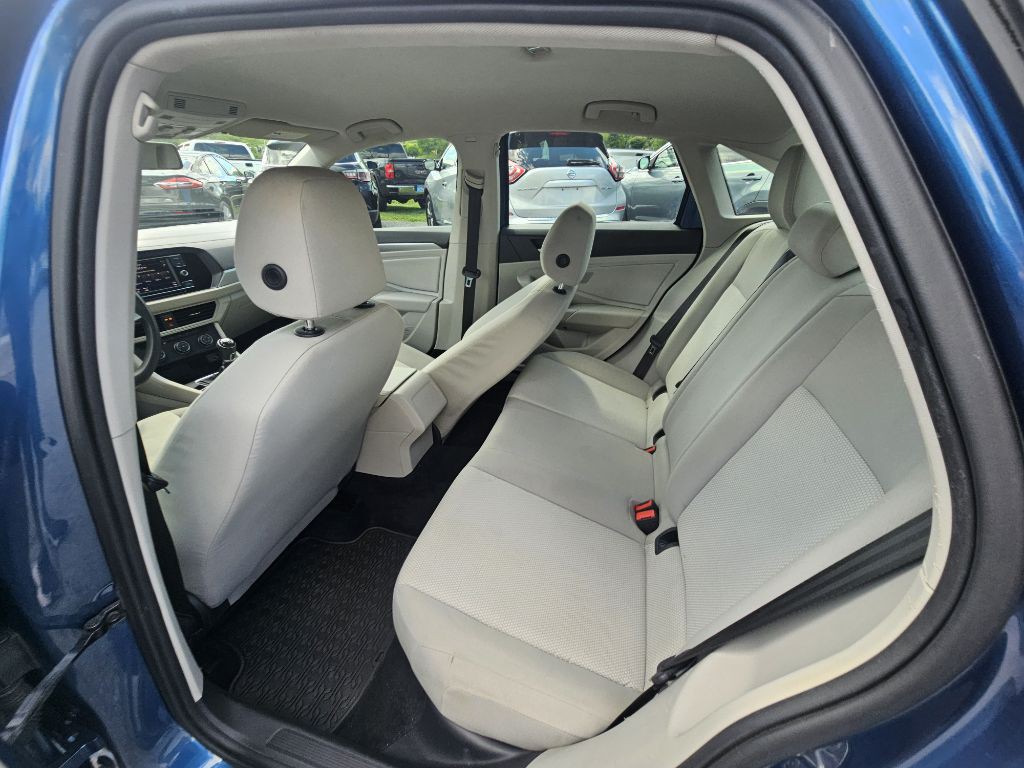 2019 Volkswagen Jetta Image 10