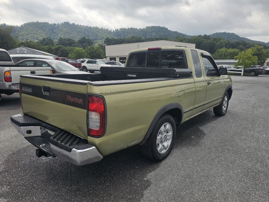 1998 Nissan Frontier Image 4