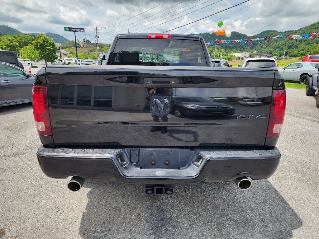 2015 RAM 1500 Image 3