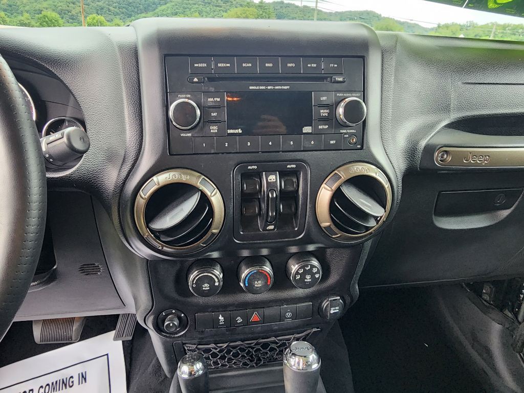 2018 Jeep Wrangler Image 11