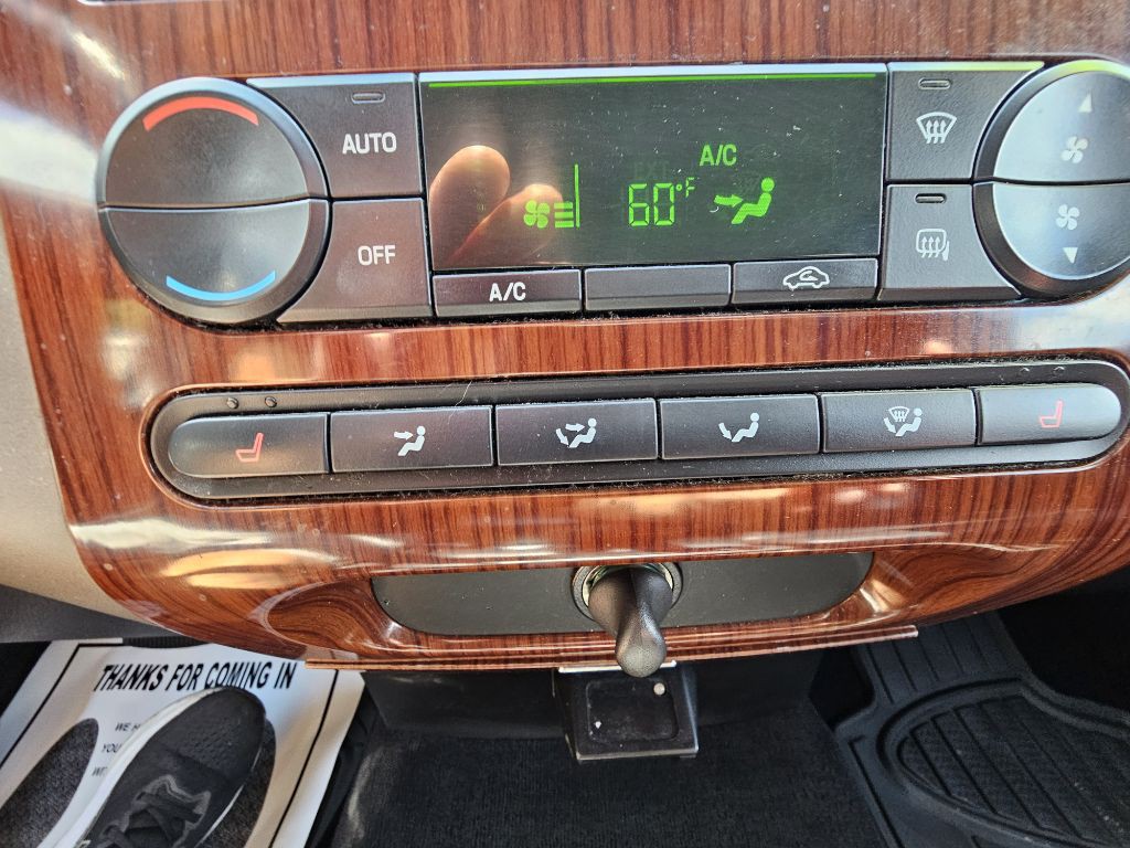 2005 Ford F-150 Image 12
