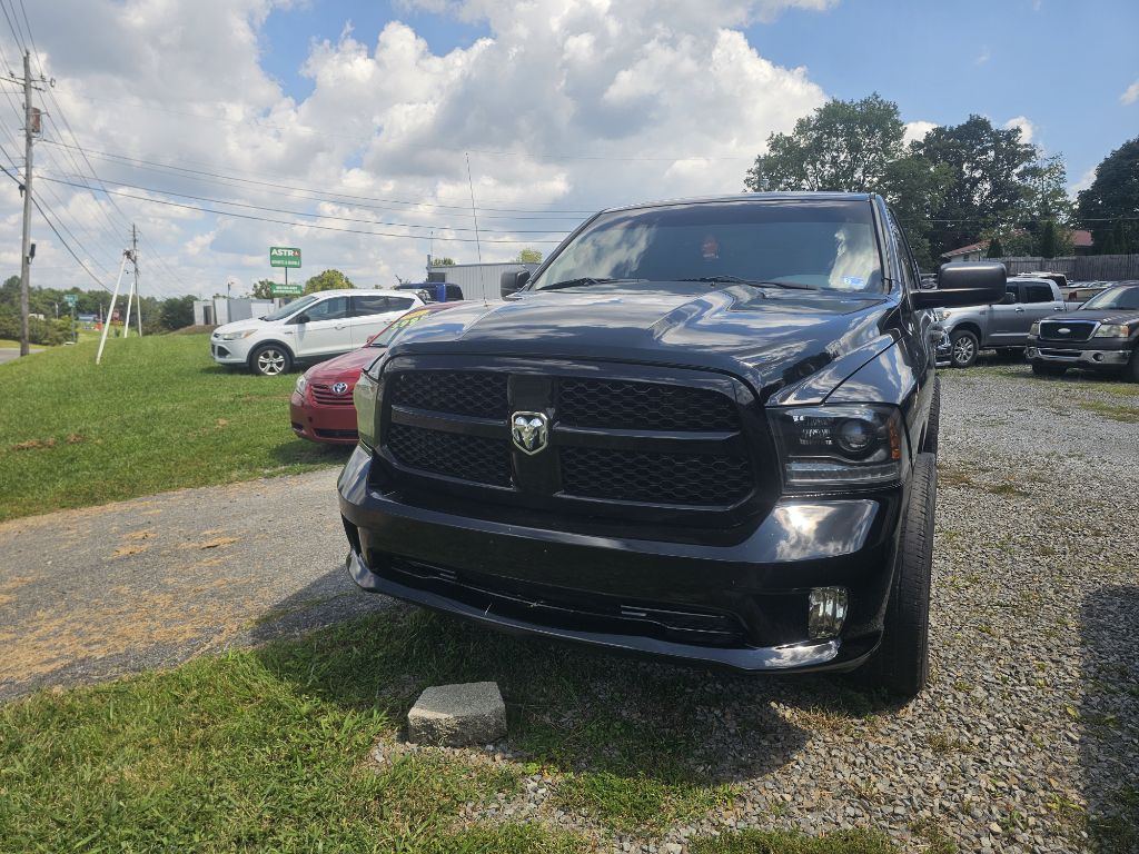 2014 RAM 1500 Image 1