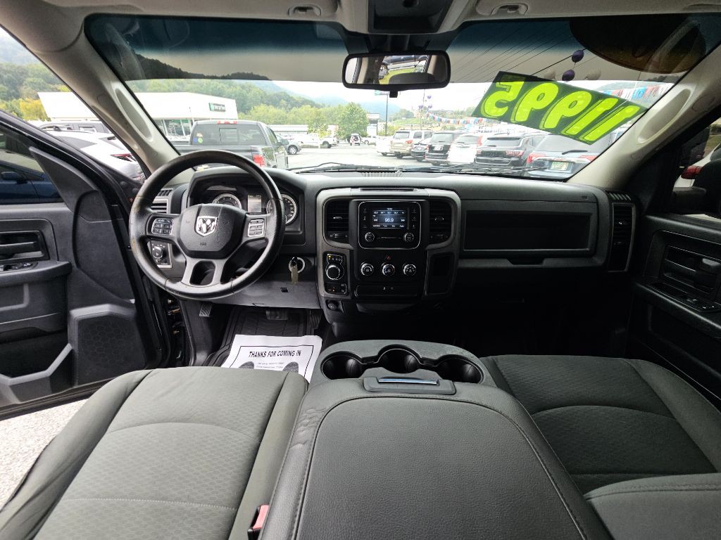 2014 RAM 1500 Image 9