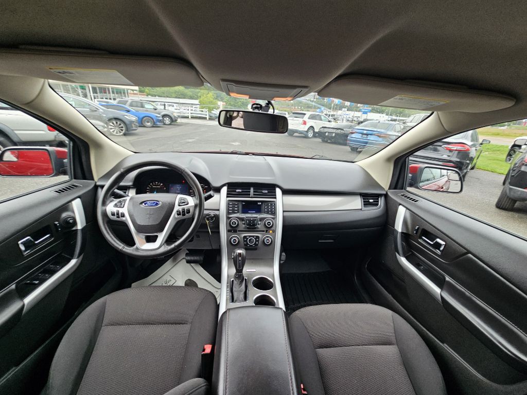 2014 Ford Edge Image 8