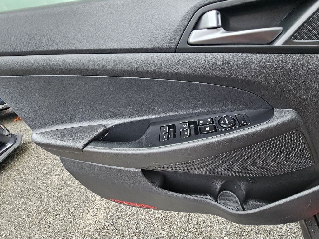 2016 Hyundai Tucson Image 15