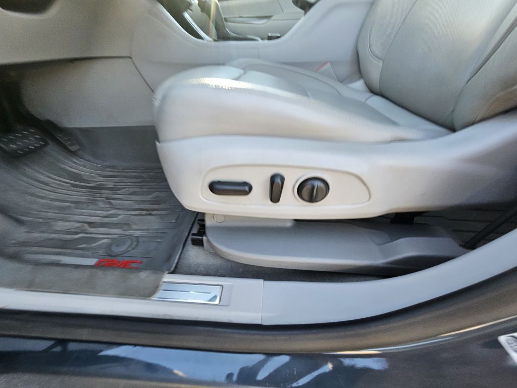 2019 GMC Acadia Image 17