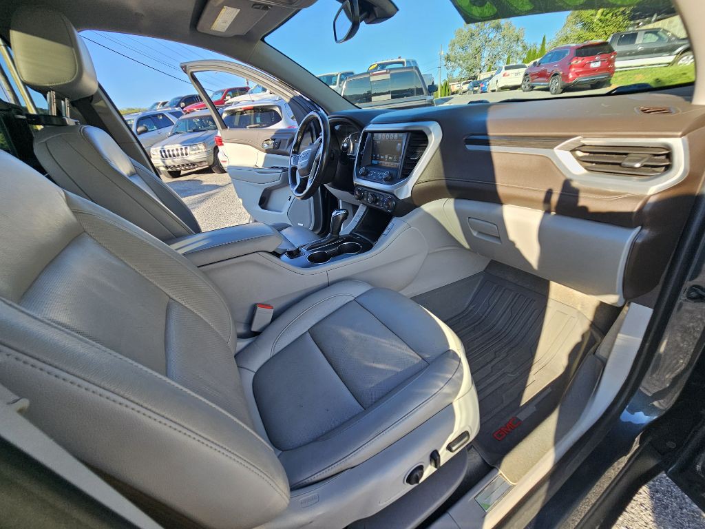 2019 GMC Acadia Image 9