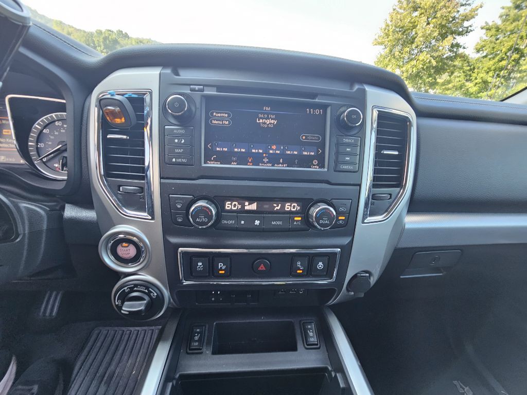 2019 Nissan Titan Image 14