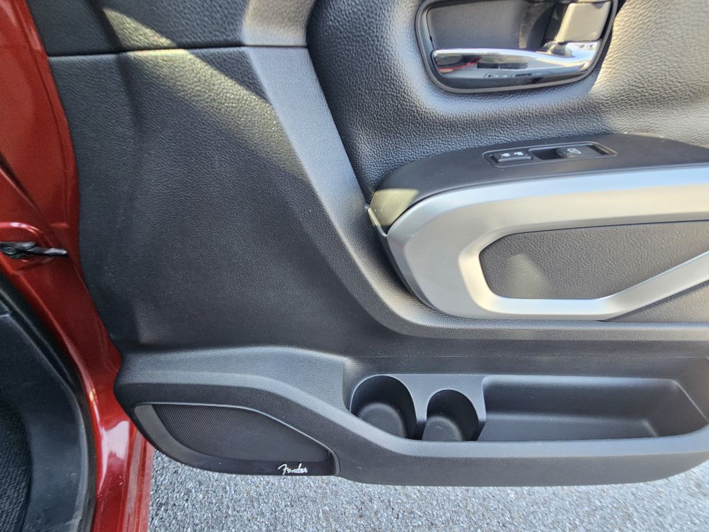 2019 Nissan Titan Image 19