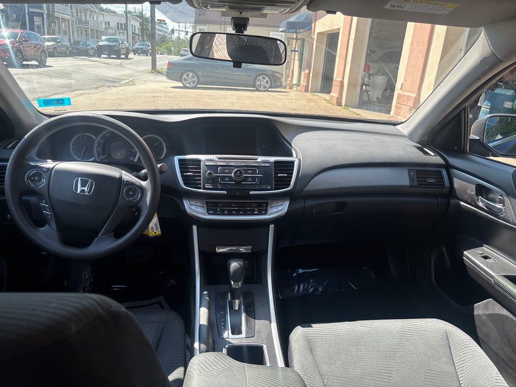 2014 Honda Accord Image 10