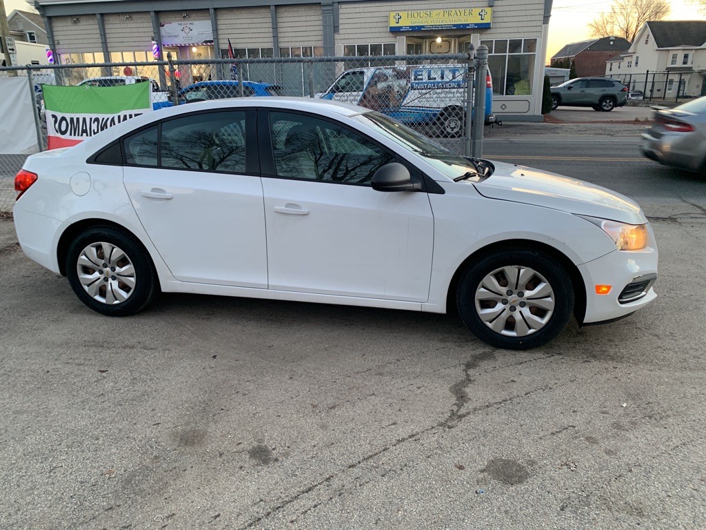2016 Chevrolet Cruze Image 3