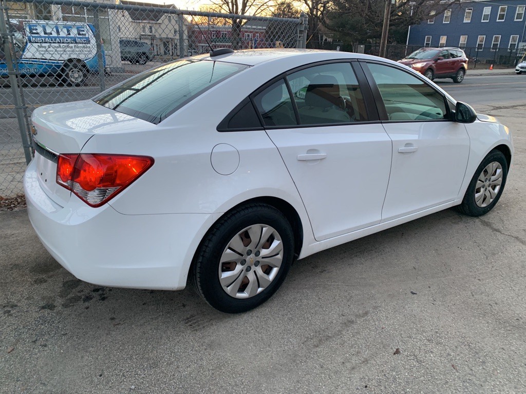 2016 Chevrolet Cruze Image 4