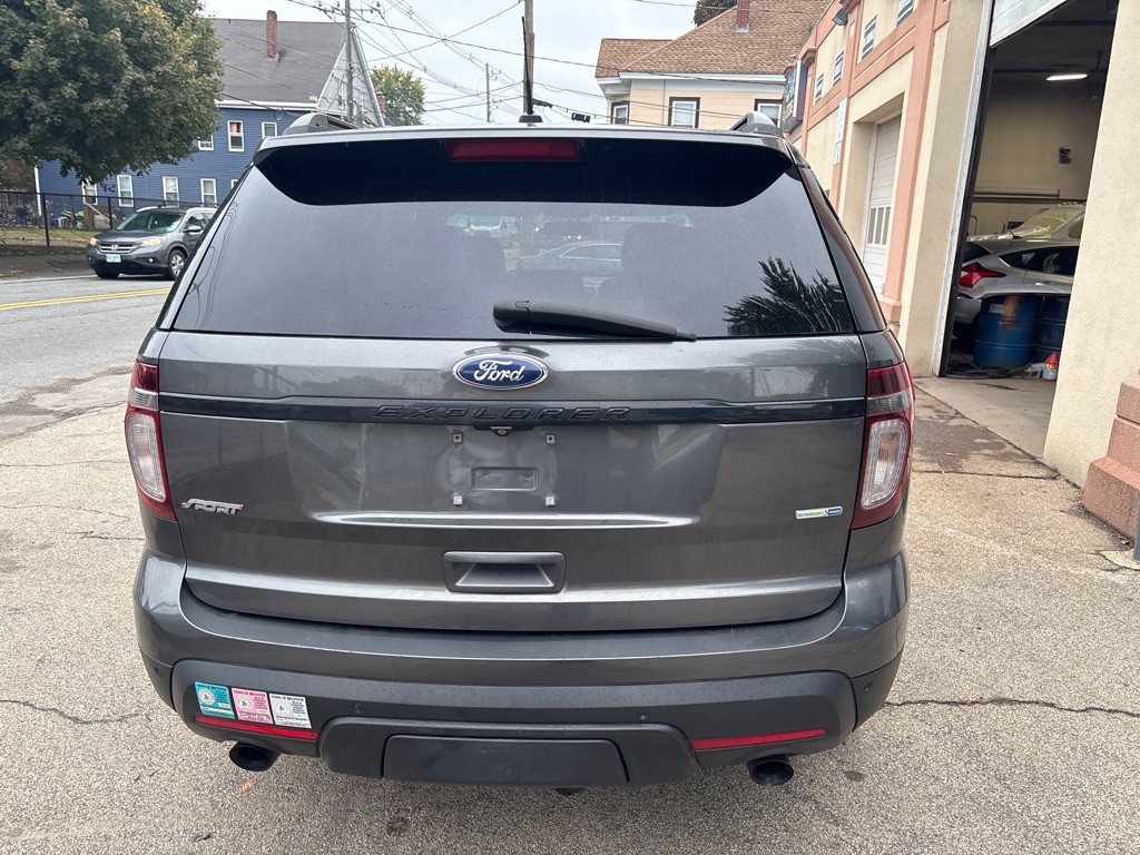 2015 Ford Explorer Image 4