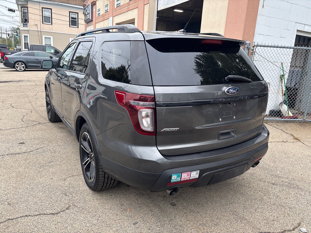 2015 Ford Explorer Image 5