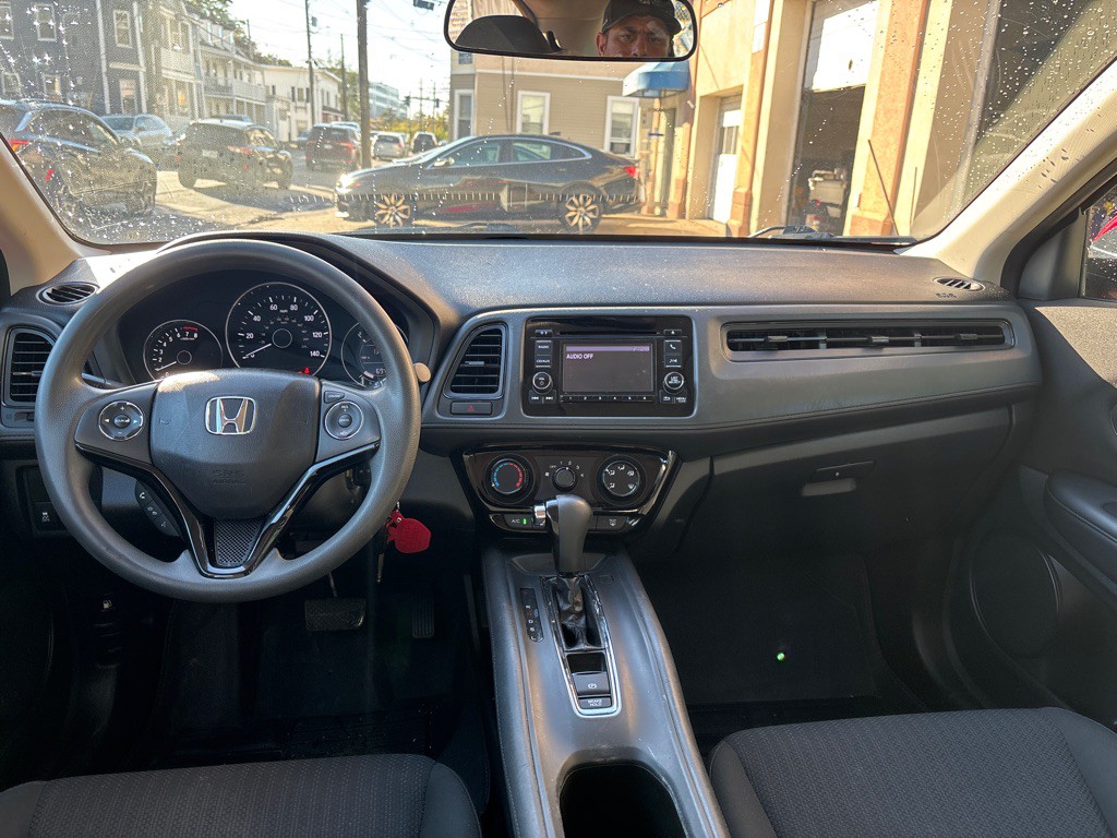 2017 Honda HR-V Image 11