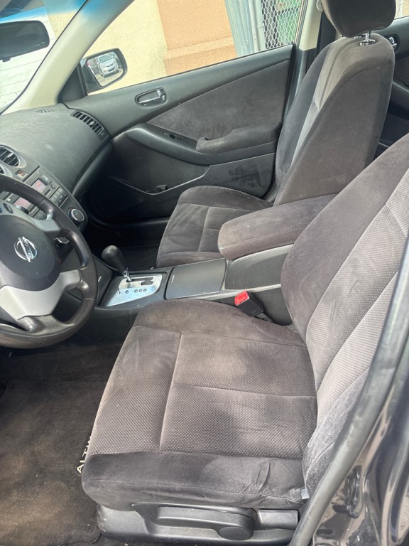 2008 Nissan Altima Image 9