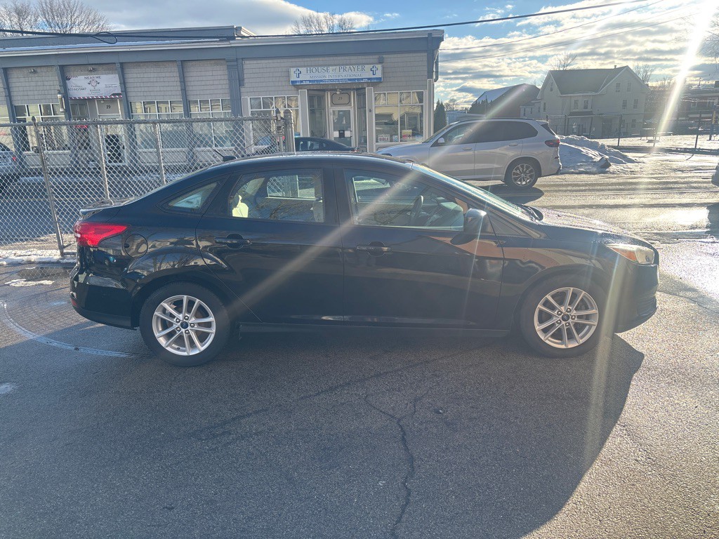 2018 Ford Focus Image 3