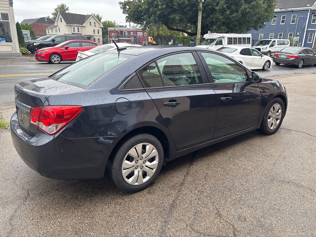 2014 Chevrolet Cruze Image 3