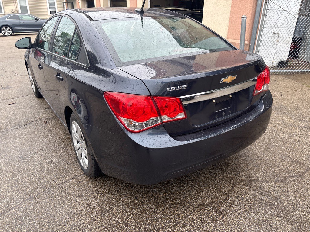 2014 Chevrolet Cruze Image 5