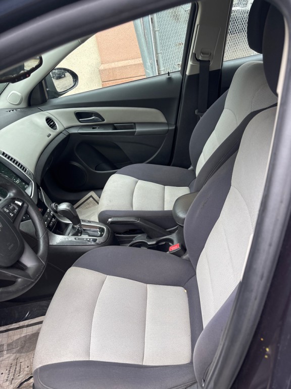 2014 Chevrolet Cruze Image 7