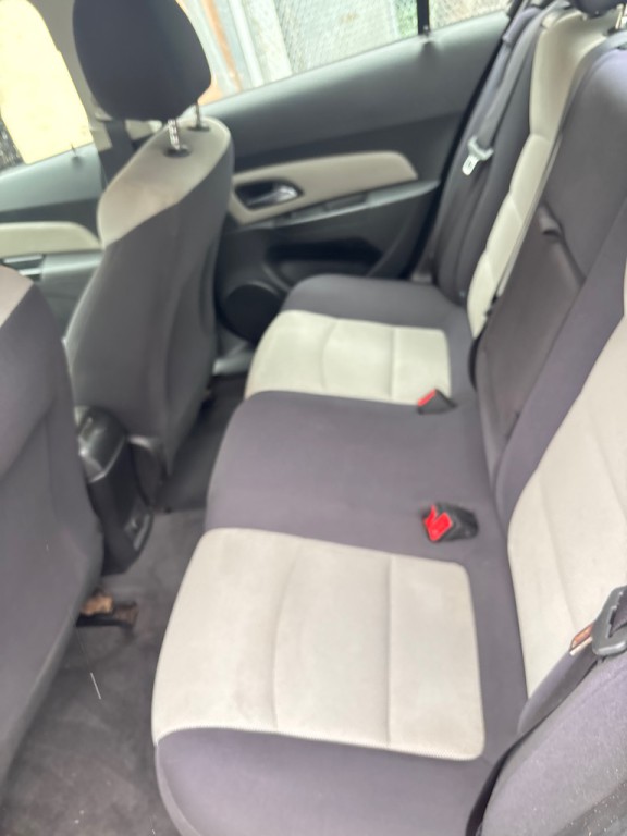 2014 Chevrolet Cruze Image 8