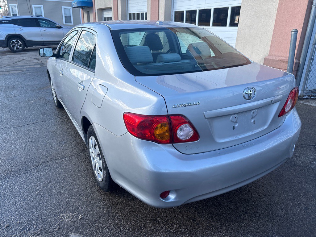 2010 Toyota Corolla Image 6