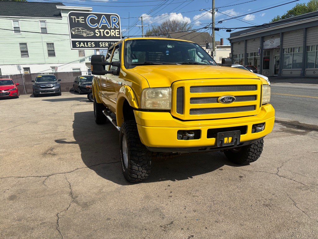 2005 Ford F-350 Image 2