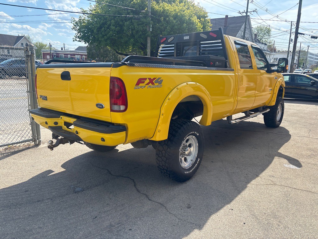 2005 Ford F-350 Image 4