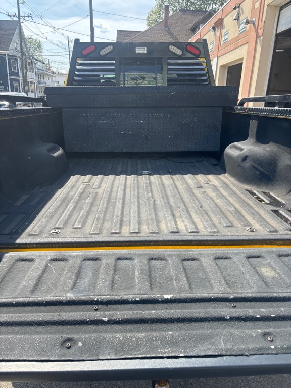 2005 Ford F-350 Image 12