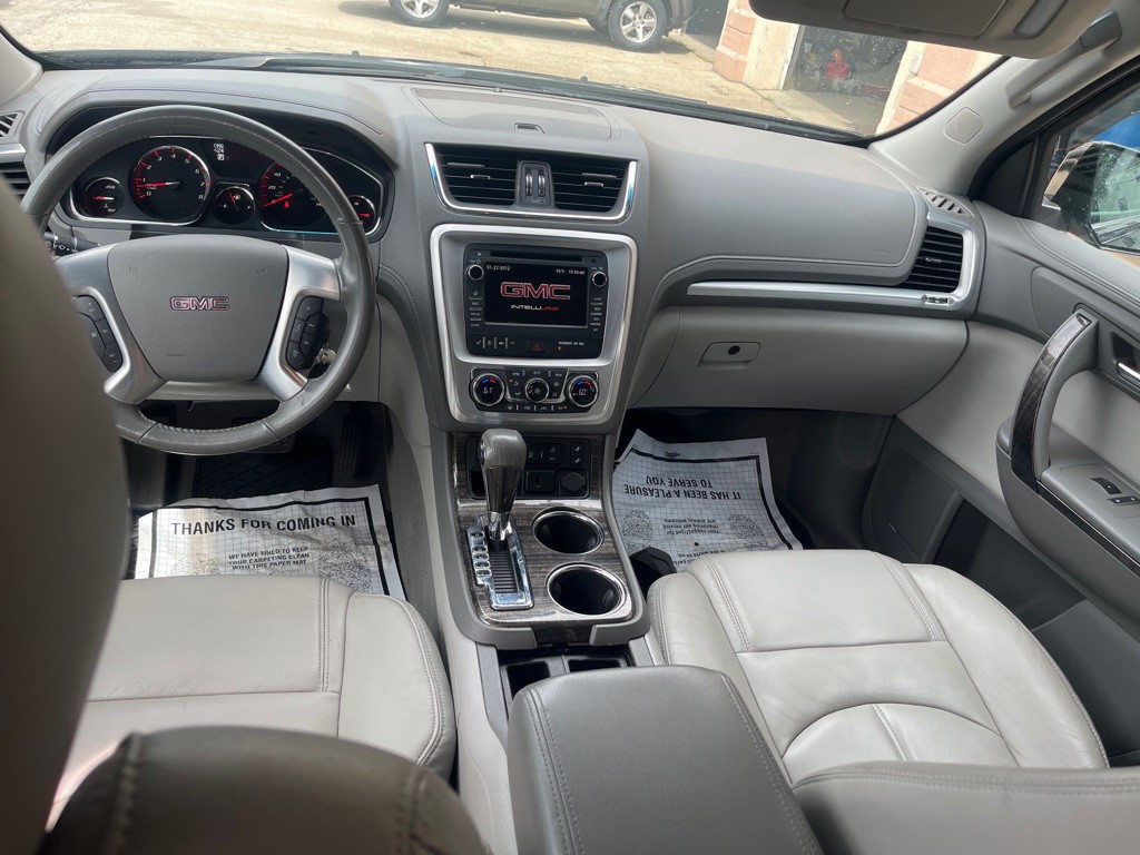 2016 GMC Acadia Image 9
