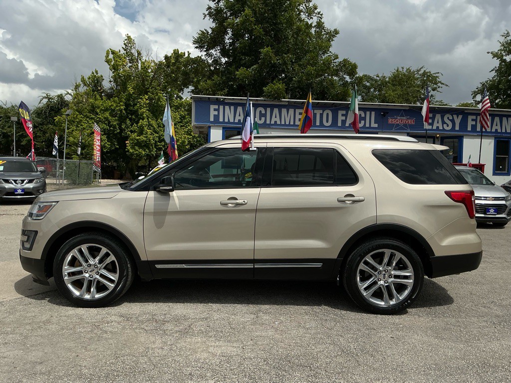2017 Ford Explorer Image 3