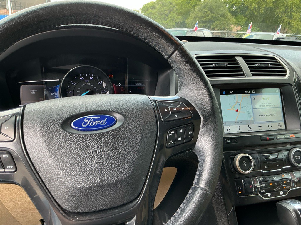 2017 Ford Explorer Image 13