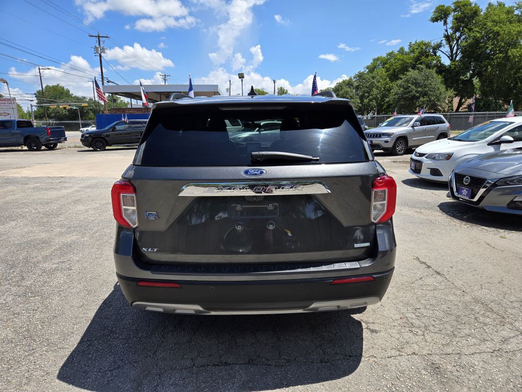 2020 Ford Explorer Image 4