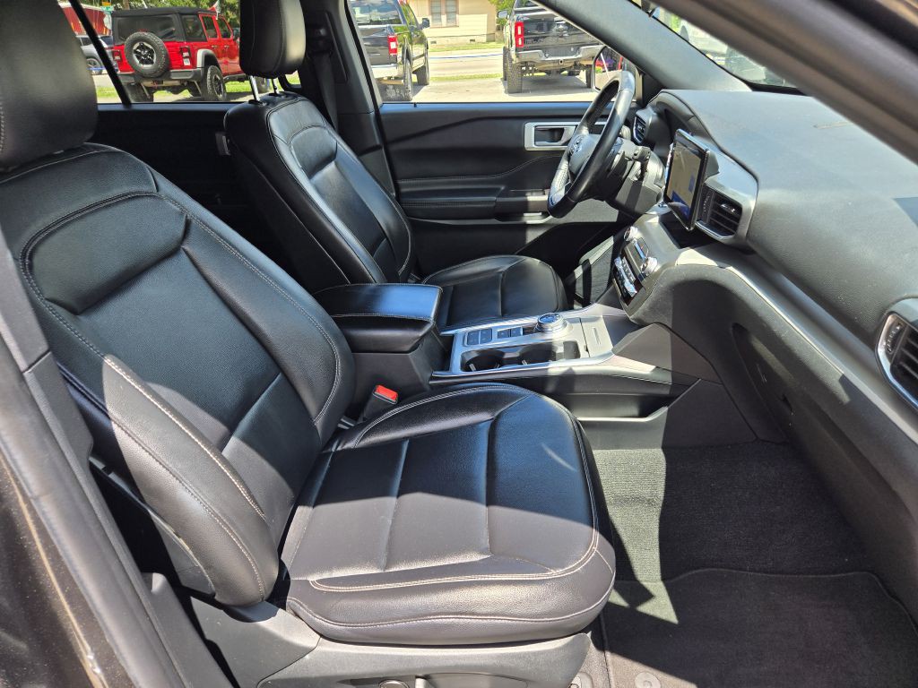 2020 Ford Explorer Image 11