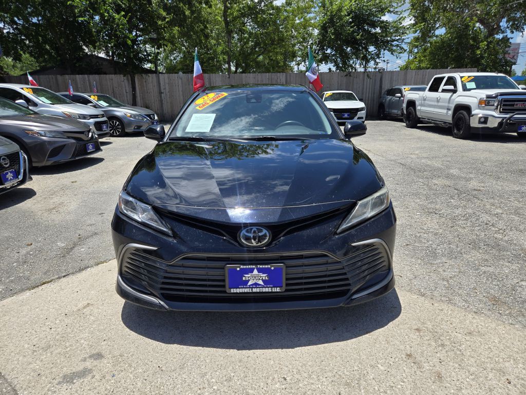2022 Toyota Camry Image 1