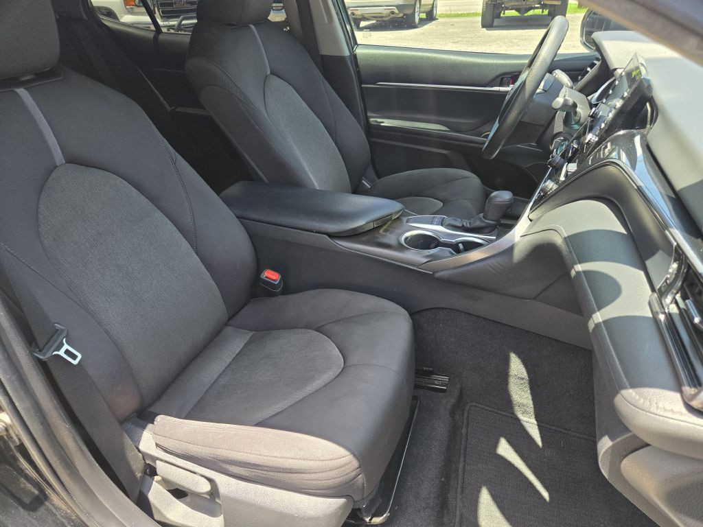 2022 Toyota Camry Image 10