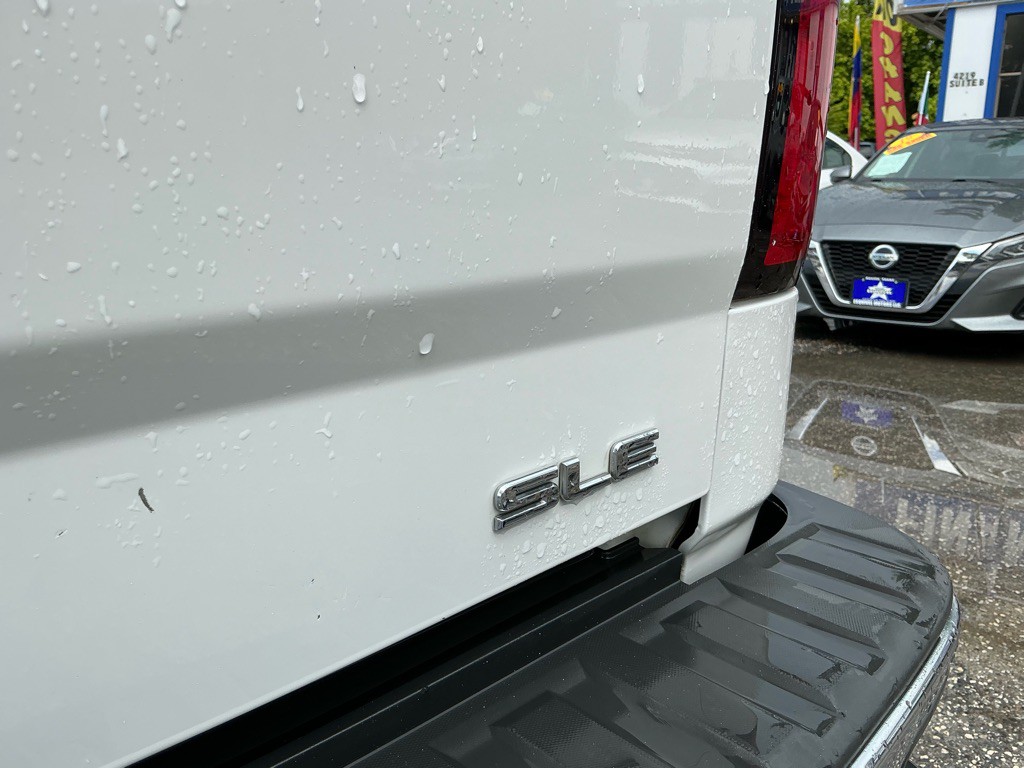 2015 GMC Sierra Image 5