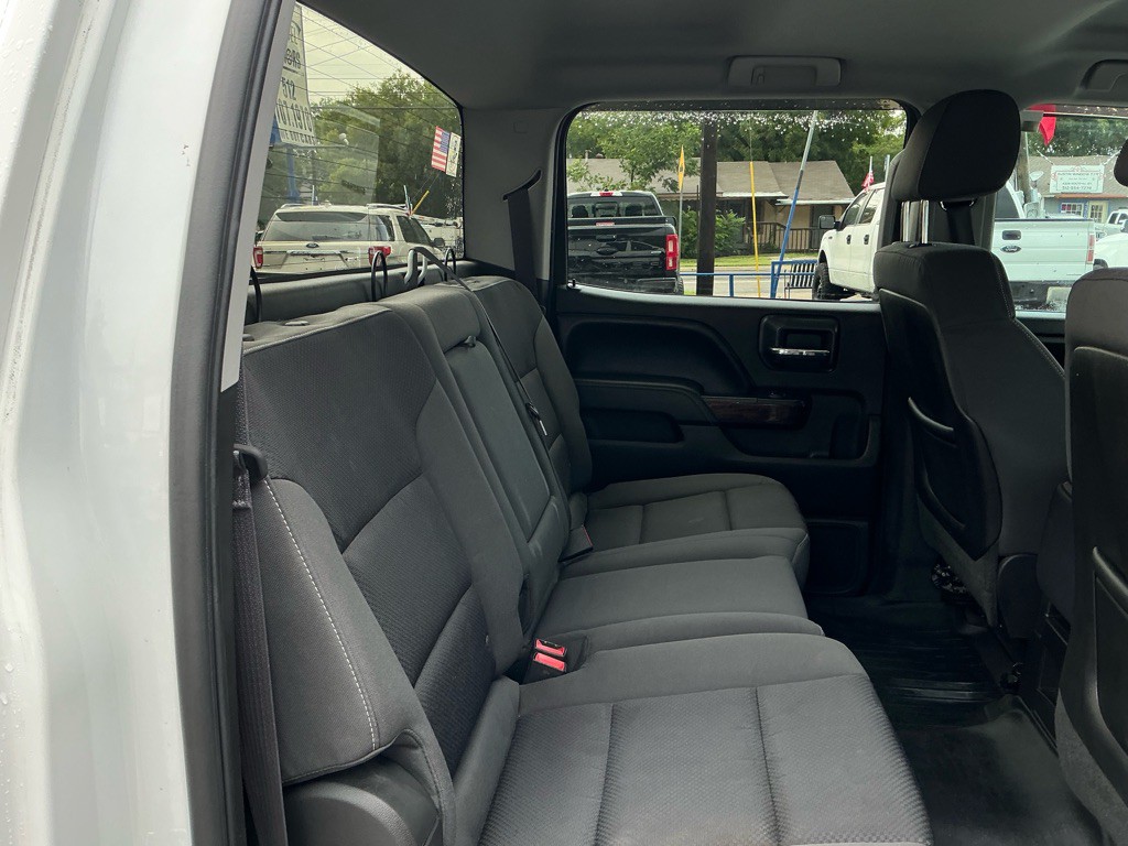 2015 GMC Sierra Image 9