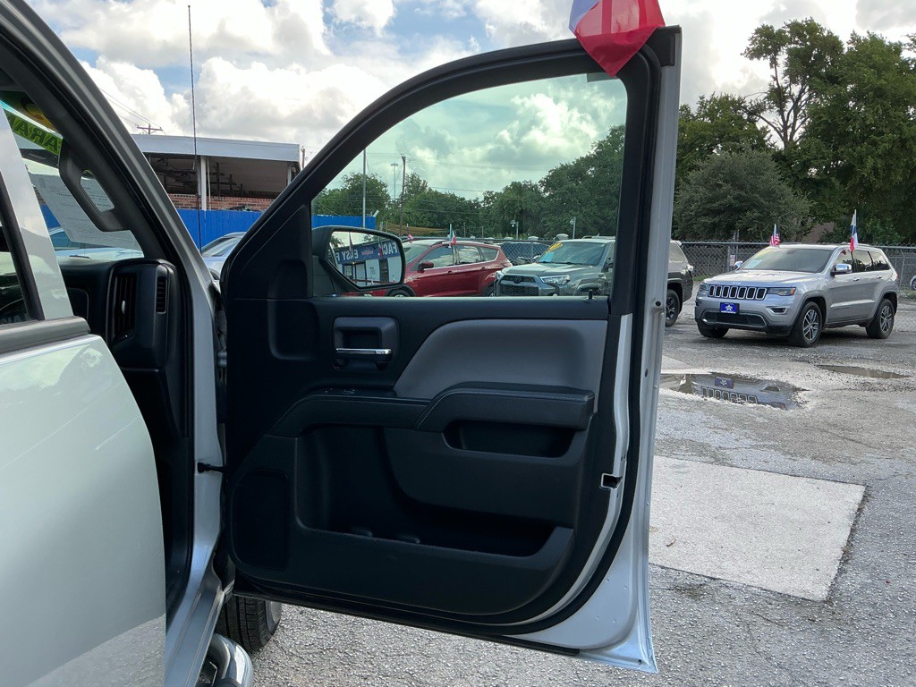 2018 Chevrolet Silverado 1500 Image 9