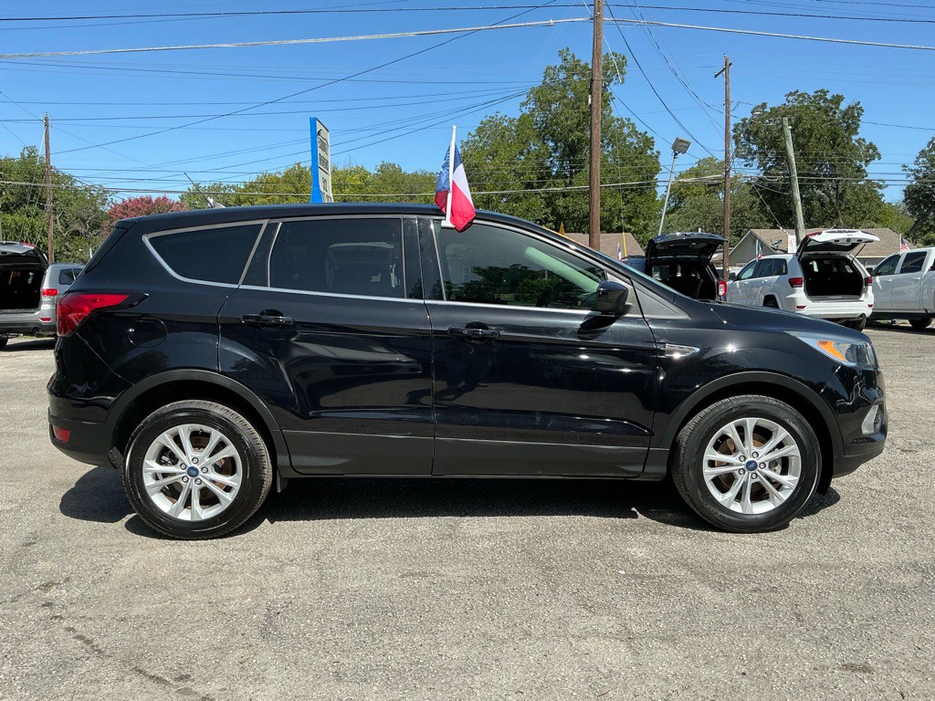 2019 Ford Escape Image 5