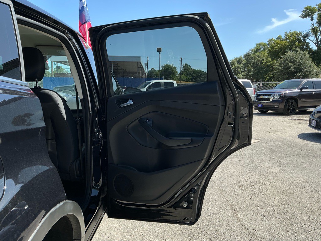 2019 Ford Escape Image 6